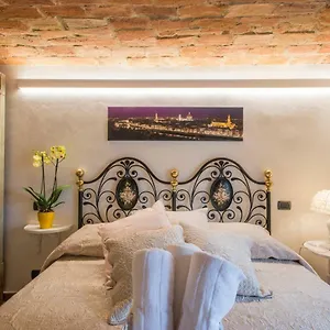 florence-luxury-house.it-tuscanyhotel.com/